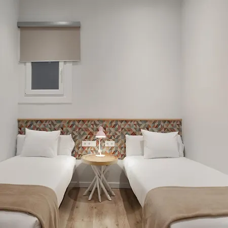 Art House Fira Appartement *