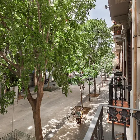 Art House Fira Apartments
