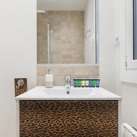 Art House Fira Apartments Barcelona