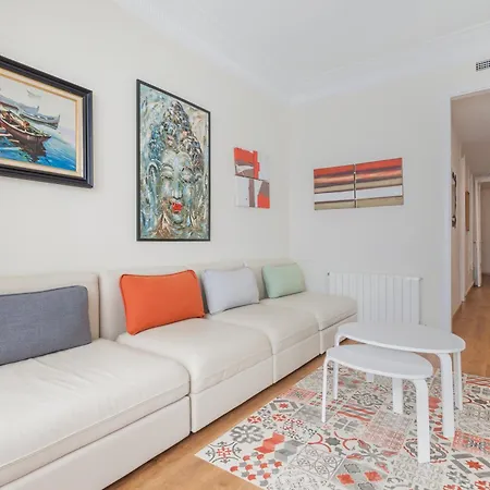 Art House Fira Apartments Barcelona
