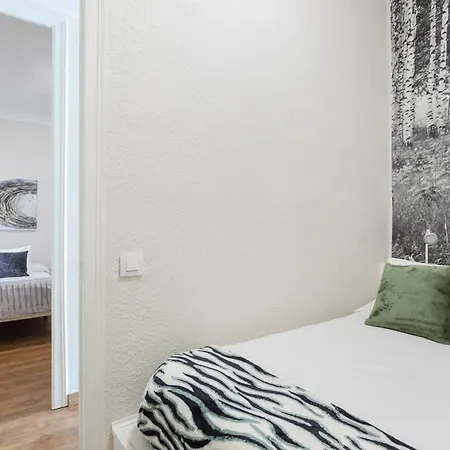 Art House Fira Apartments Barcelona