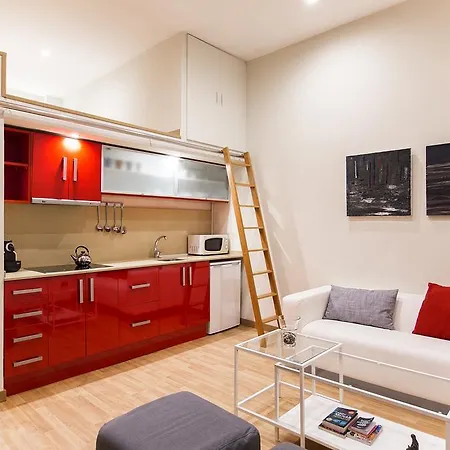Art House Fira Apartments