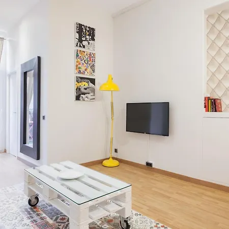 Apartment Art House Fira Apartments Barcelona
