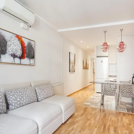 Art House Fira Apartments Barcelona