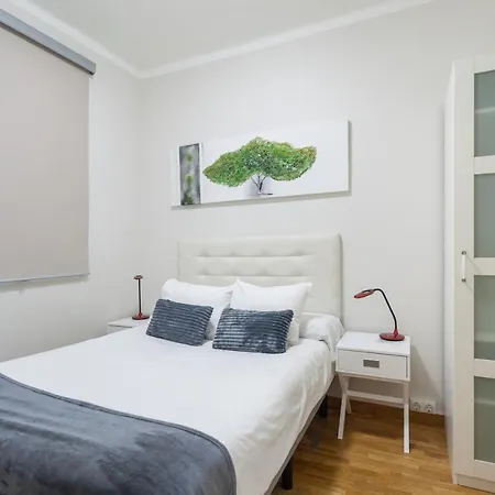 Apartment Art House Fira Apartments *