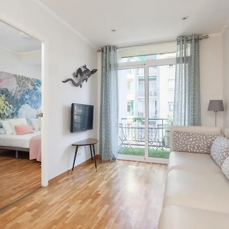 Art House Fira Apartments *