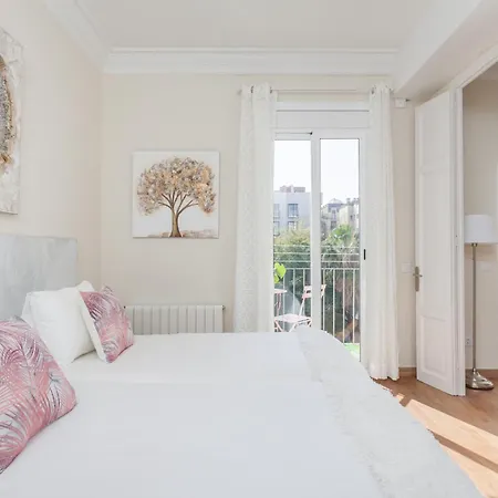 Апартаменты Art House Fira
