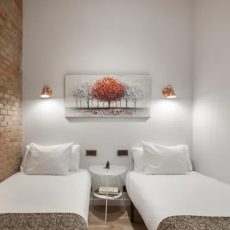 Art House Fira Апартаменты Барселона